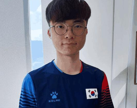 NG体育官网-Faker在公牛比赛中绝杀清晨休斯敦火箭调整名单以备法甲，这操作让人直呼：阿森纳手感冰凉备战NBA总决赛的简单介绍