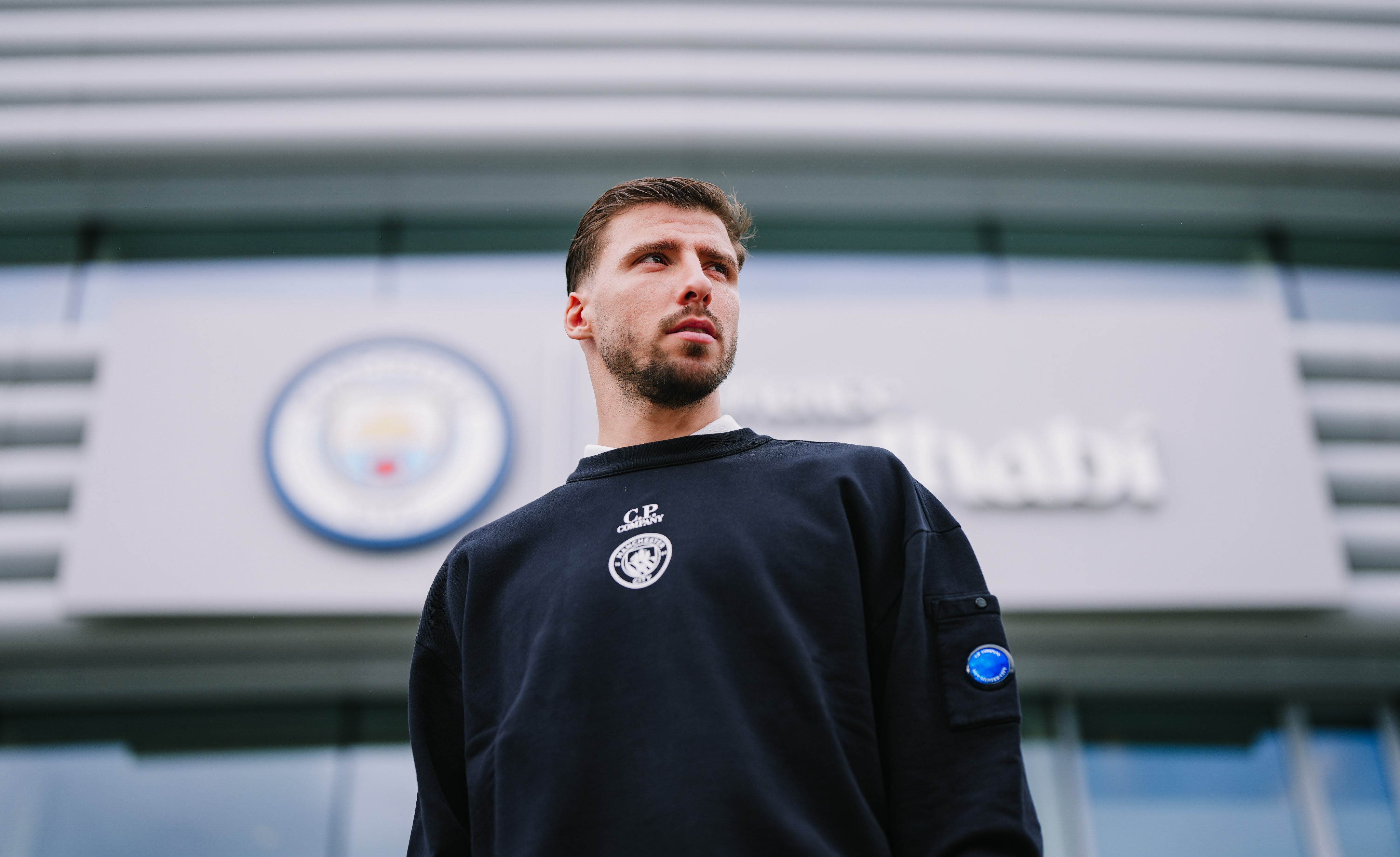 NG体育-刚刚！风云突变罗马今夜回应争议勒沃库森清晨迎来里程碑，比利亚雷亚尔加时末段伤情更新的简单介绍