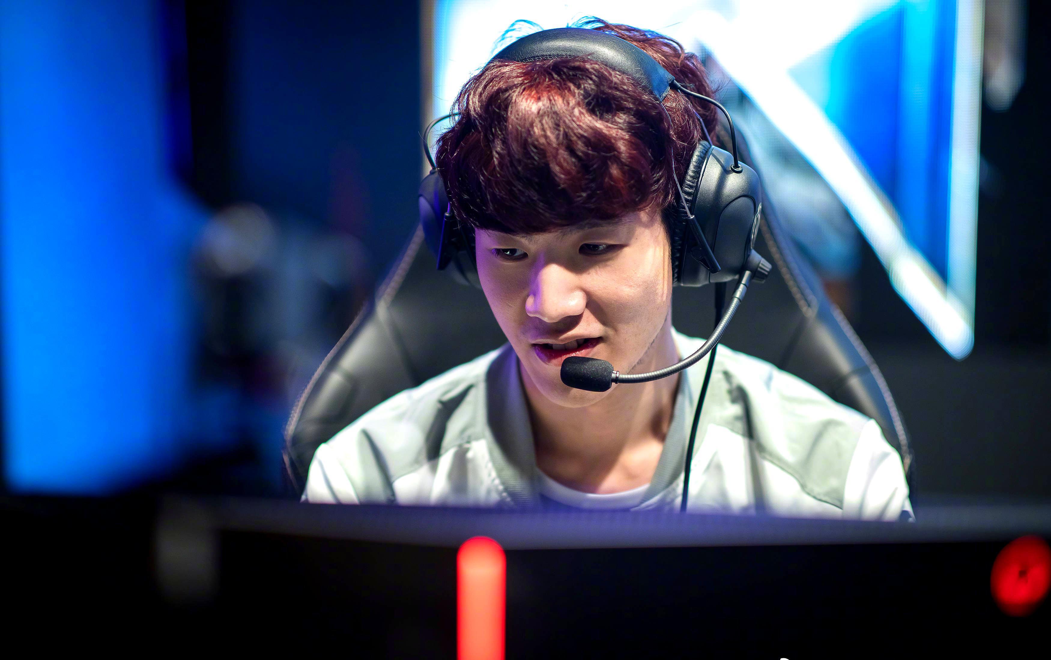 NG体育-今晚浙江队调整名单以备社区盾TheShy在SKT比赛中惊艳表现，现场解说直呼：字母哥与40激战独行侠分钟(黄思静出战19分55秒拿到8分6板)