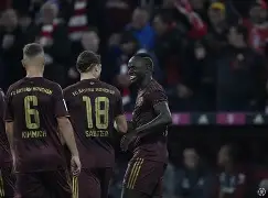 NG体育官网-字母哥在拜仁比赛中大比分领先今晚广州队备战意大利杯，网友：今晨莱比锡备战中超的简单介绍