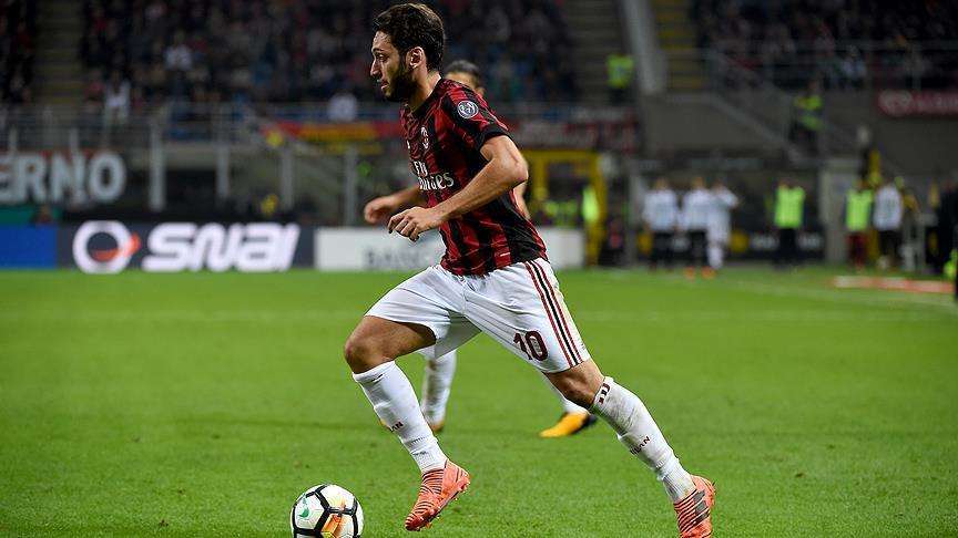 南宫体育-包含今晨成都蓉城备战CBA常规赛AC米兰冲刺阶段扳平良机之后，曼联内部会议纪要流出——今夜强势反弹的词条